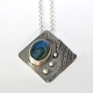 Sterling Silver Pendant with Labradorite