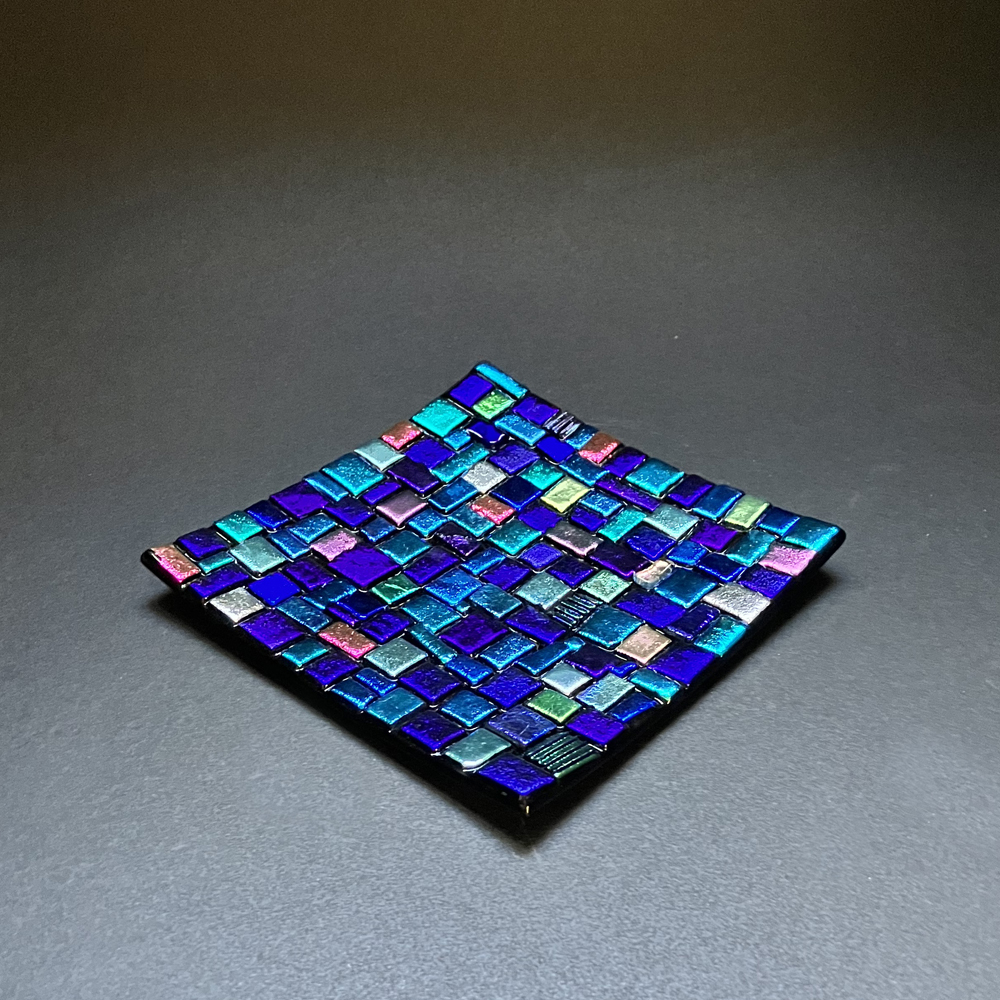 Fused glass plate with dichroic glass